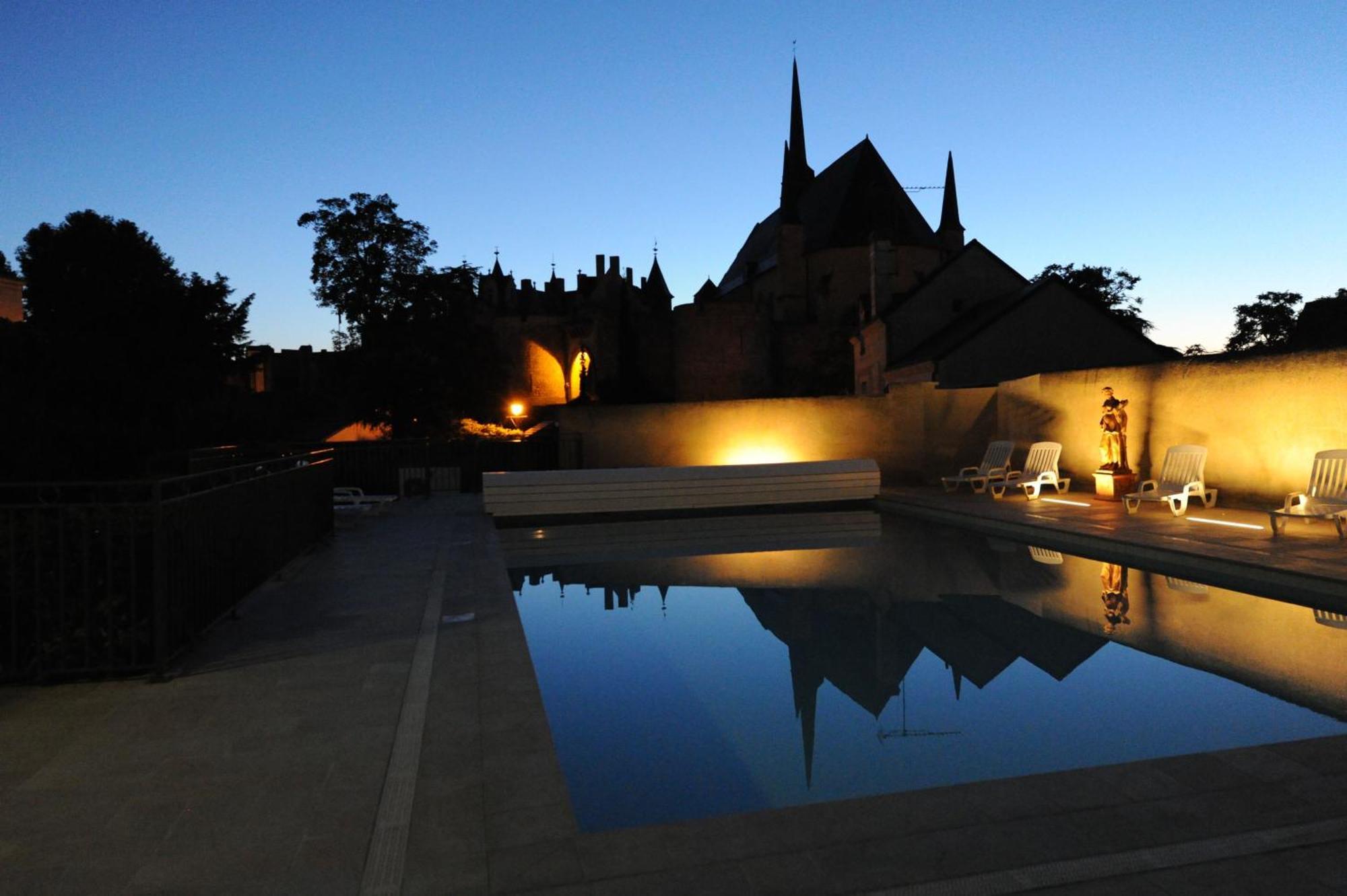Hotel Spa Le Relais Du Bellay モントルイユ・ベレ エクステリア 写真